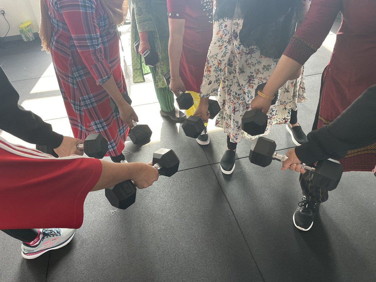SBInterCentre's tweet photo. Great turn out for the fitness session-Wednesday -11-12. Our fitness ladies group is enthusiastic about getting fit, socialise &amp; improve their health &amp; wellbeing 
A mixture of:-
#resistancestrengthtraining
#cardiofitness 
#boxingcircuits 
#mentalhealth #healthandwellbeing https://t.co/VXG7qstJ04