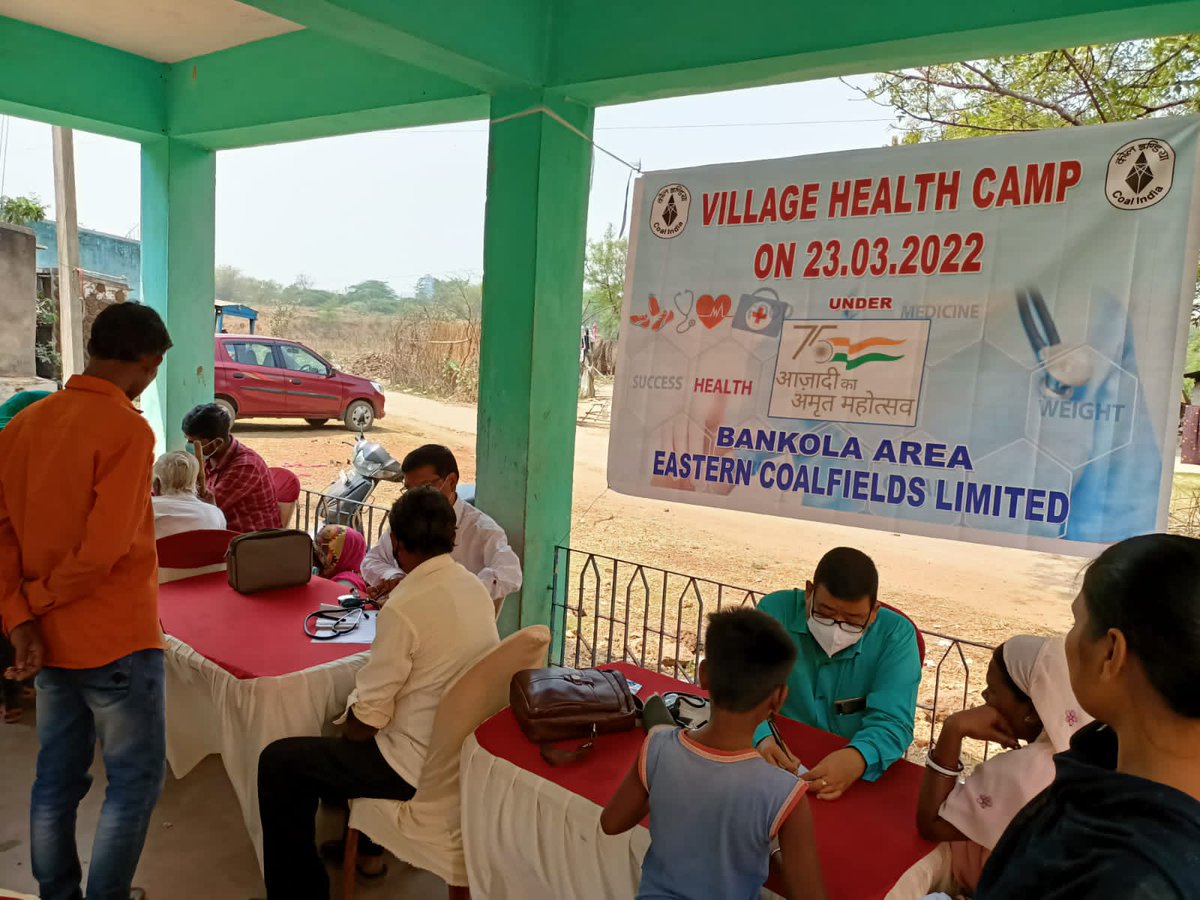 easterncoal's tweet photo. During Azadi Ka Amrit Mahostav a Village Health Camp under has been organised at Bilaspuria para of Nabagram Village under Bankola Area, ECL. Doctors and paramedical staff of Bankola Area activly participated in this camp
#TeamECL
#ECL_New_Energy
#AzadiKaAmritMahotsav 
@PIB_Coal https://t.co/3lKqWj2nN3