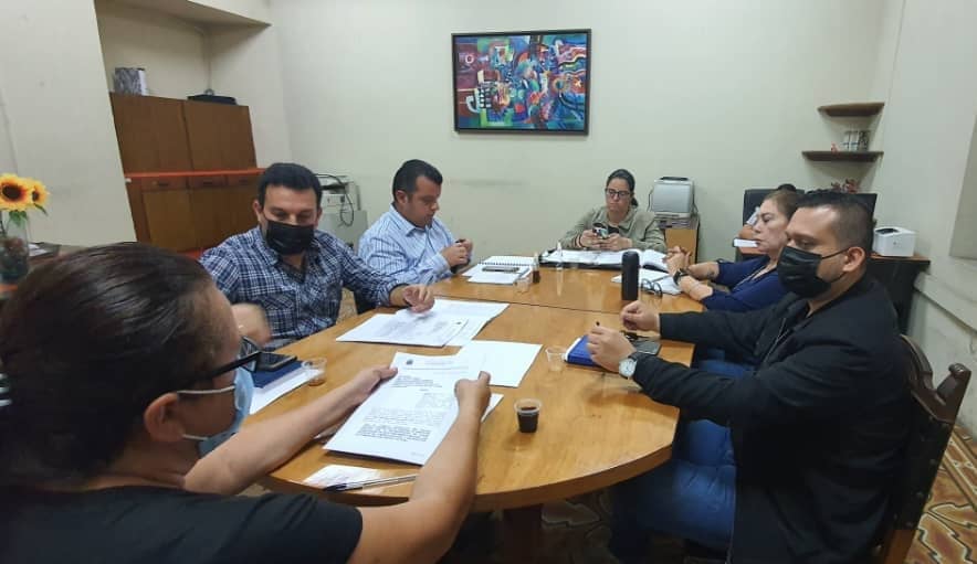 NellyverLugo's tweet photo. 1/2 #23Mar || Participamos en la reunión de trabajo de la Comisión Permanente de Salud, Administración y Servicios Públicos con la finalidad de evaluar el informe de trabajo sobre la situación de combustible del estado Táchira. 
@TachiraCLET https://t.co/zoJTkFz32c