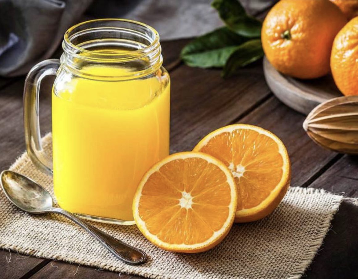 1/🧵Vitamin C doesn’t work for #Sepsis, and we now know that for sure. Here’s a back story to one of the largest trial that proved the truth: VICTAS

One day I was sitting at my desk and a guy from Facebook called to offer us millions of 💰 💰 💰…

bit.ly/358Dj8w