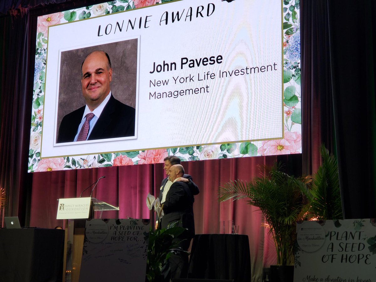 Vestmark's tweet photo. Vestmark Vice Chairman, John Lunny, had the privilege of awarding the Lonnie Award to John Pavese of @NewYorkLife at the @EMF_Samfund event in NYC last night. Congratulations to John and the entire Expect Miracles team for an outstanding event! https://t.co/uzcECaDcQP