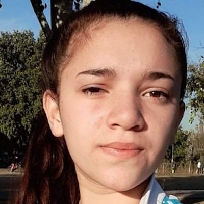 desaparecidaorg's tweet photo. Laura Estefanía Maldonado tiene 16 años, desapareció el 9/3 en el barrio #CarlosGardel, #Morón #BuenosAires. Es delgada, altura 1,65. Se hizo la denuncia, Comisaría 6° de El Palomar. Compartir y avisar #URGENTE al☎️1132296439, 1134510926, o 911 https://t.co/lu64pfs3z4