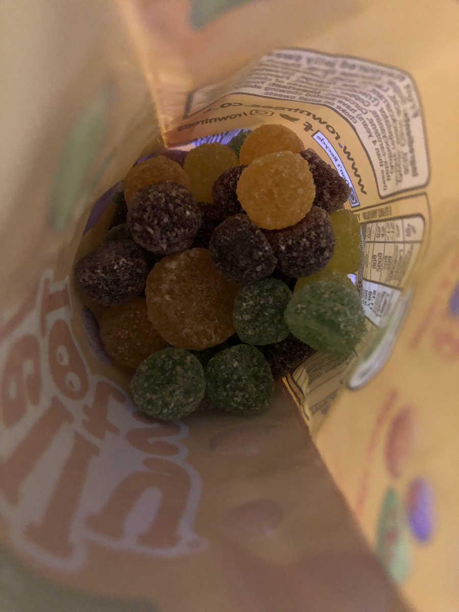 tiggercelt's tweet image. There is a fruit pastille in my jelly tots… Does that mean I’ve won a prize? 🤔🤣

#Rowntrees #JellyTots #FruitPastilleImposter #LoveThemLotsLike