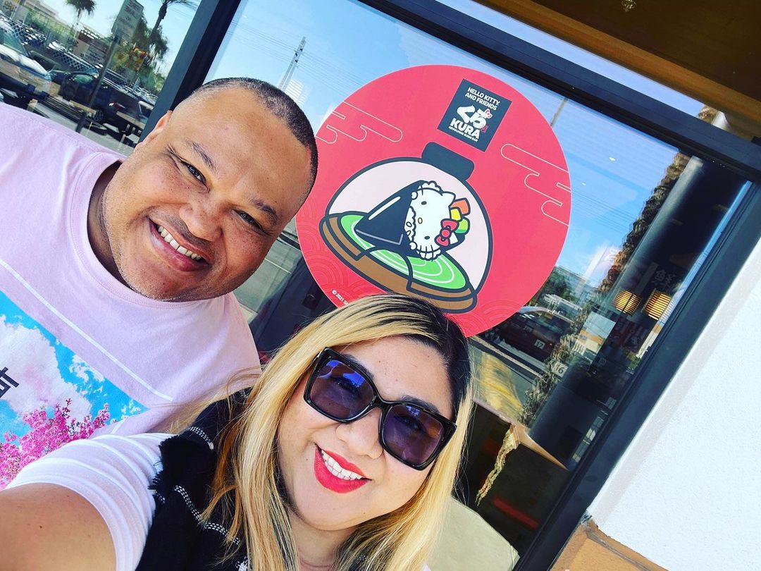 kurasushi_usa's tweet image. Thank you to all of our guests for your love and support! We are loving all of your @hellokitty and Friends x Kura Sushi #BikkuraPon Series 2 prize collection in collaboration with @sanrio swag photos and videos! ✨🎀✨

#hellokittylover #hellokittystuff #hellokittycollection