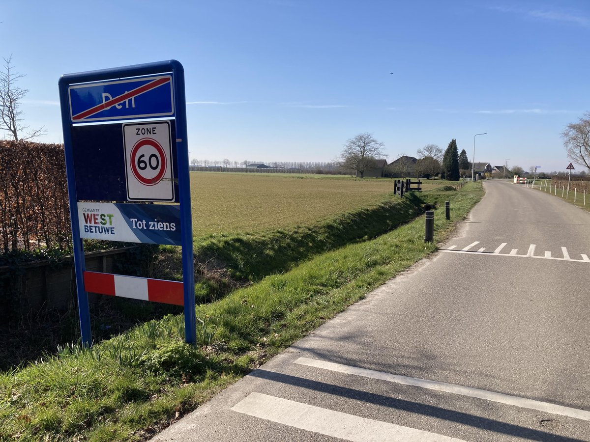 koetjong's tweet image. Woningbouw - Genoeg ideeën maar dat de concrete uitwerking uiteindelijk veel aandacht vereist blijkt in Deil, waar plannen liggen die ondanks de bouwbehoefte nog genoeg kritische noten oplevert: koetjong.nl/roep-om-woning… #koetjong #westbetuwe