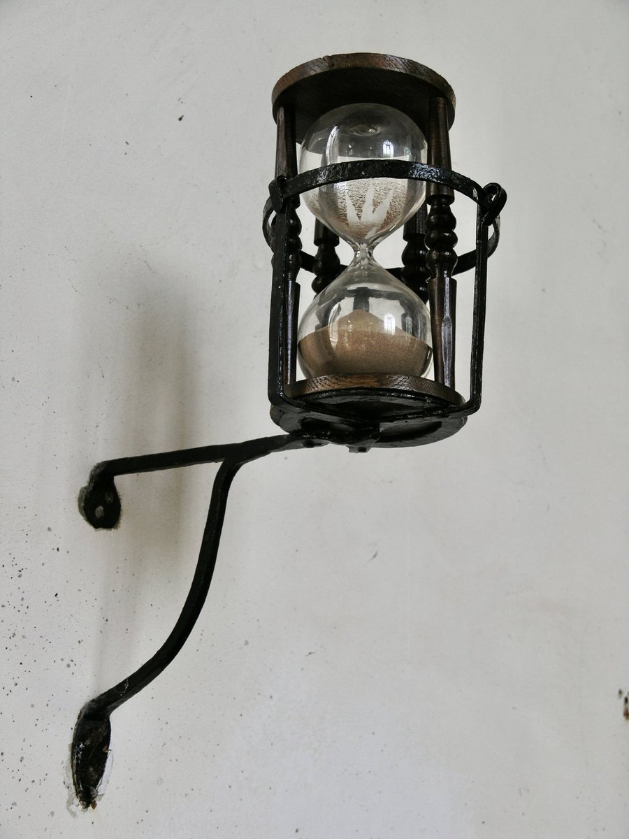 NorfolkHeritage's tweet photo. #Breckles Church, #Norfolk has a fine hourglass from around 1700, it is now on the south wall of the nave, before the church was restored in the 1860s it was attached to the Roodscreen #AnimalsInChurches #TimeInChurches #AnimalsInChurcheshour https://t.co/Q7I7LJBEas