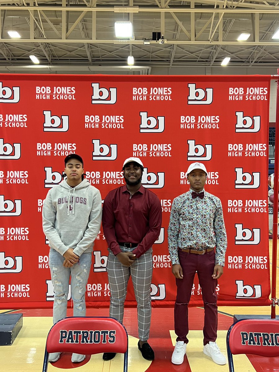 BJHS_Football's tweet photo. Pictures from Signing Day today! More on Facebook and Instagram.
#RISE | #recruitBJP | #SD22 https://t.co/o4eV5SFeth