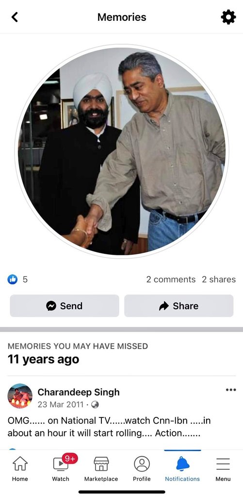 chinuu000's tweet photo. Once upon a time when I met @sardesairajdeep
At #CnnIbn
When I won an #AudiA4
#Memories to cherish for life
Can't forget this for sure in my whole life.
#JustSayingByChinu https://t.co/irR3nZfFOP