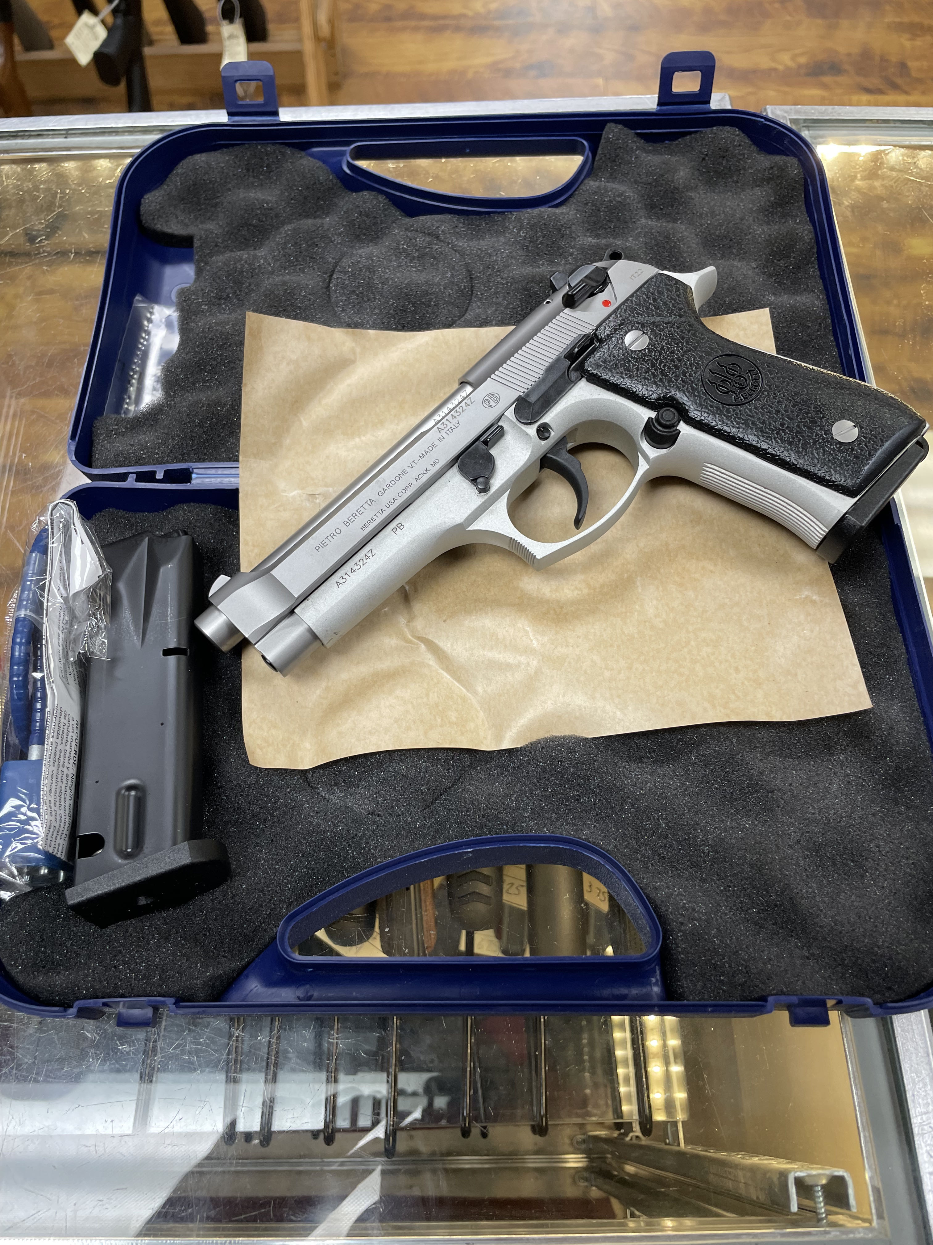 Pistola Beretta 92 FS 9 Pb Inox