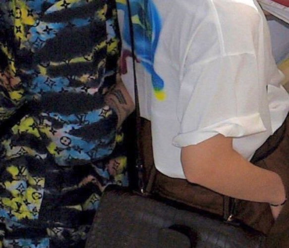 myu_kookv's tweet image. The fact that Jungkook was holding Taehyung’s hand there🥺 his safe place