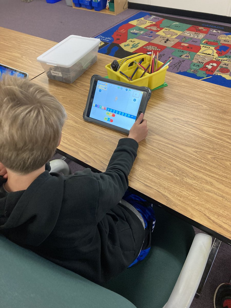 Catie Bales tweet media