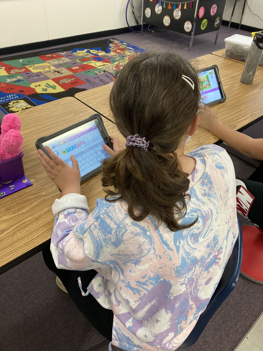 Catie Bales tweet media