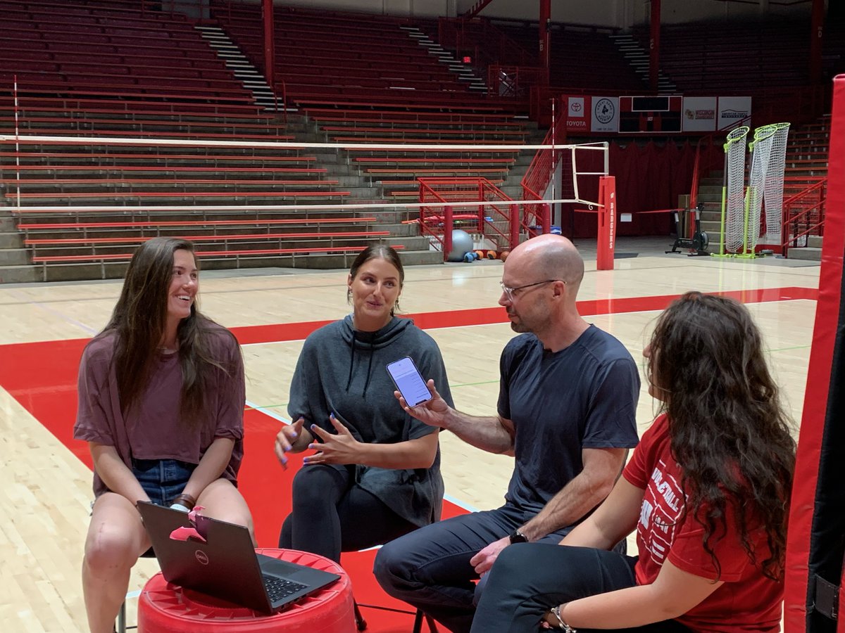 Three <a href="/BadgerVB/">Wisconsin Volleyball</a> stars reflected upon their youth sports experiences "before they were champions." 

Deep insights on development, family, team, injury, and leading from <a href="/gv11loberg/">grace loberg</a> <a href="/daniellehart/">Danielle Hart</a> and <a href="/Gio_Civita97/">Giorgia Civita</a>. 

Listen:
podcasts.apple.com/us/podcast/113…