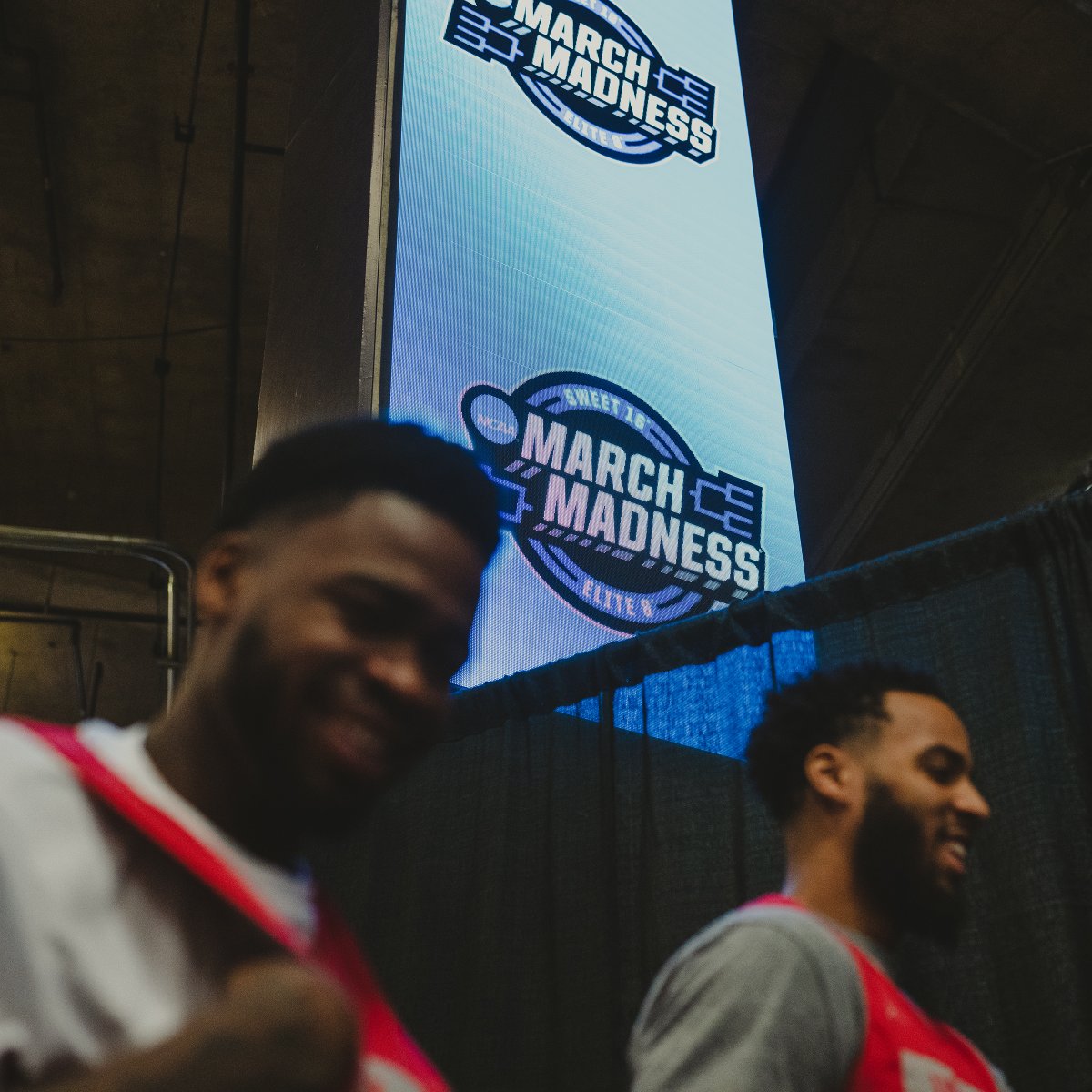 Good day working hard in AT&amp;T Center for #MarchMadness Sweet 16

#ForTheCity x #GoCoogs