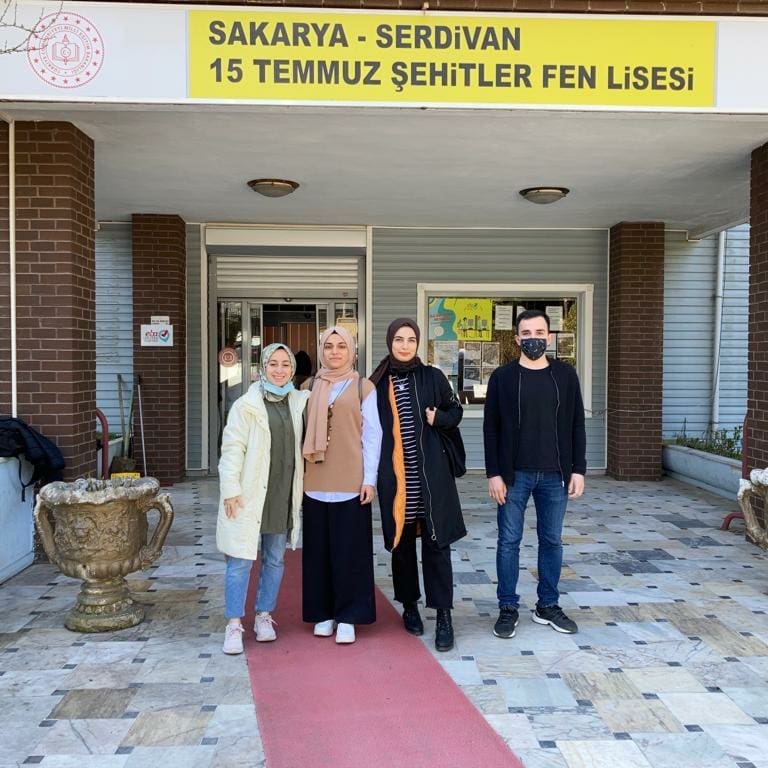 saubsmt's tweet photo. Lise Seminerleri konseptimizde son durağımız 15 Temmuz Şehitler Fen Lisesi oldu.

Bu vesileyle topluluğumuzdaki görev süremiz içerisinde son etkinliğimizi yapmış bulunmaktayız. Tüm arkadaşlarımıza ve yönetim ekibimize teşekkür ederiz.

#BSMT #SakaryaÜniversitesi https://t.co/u6ID0iI5aB