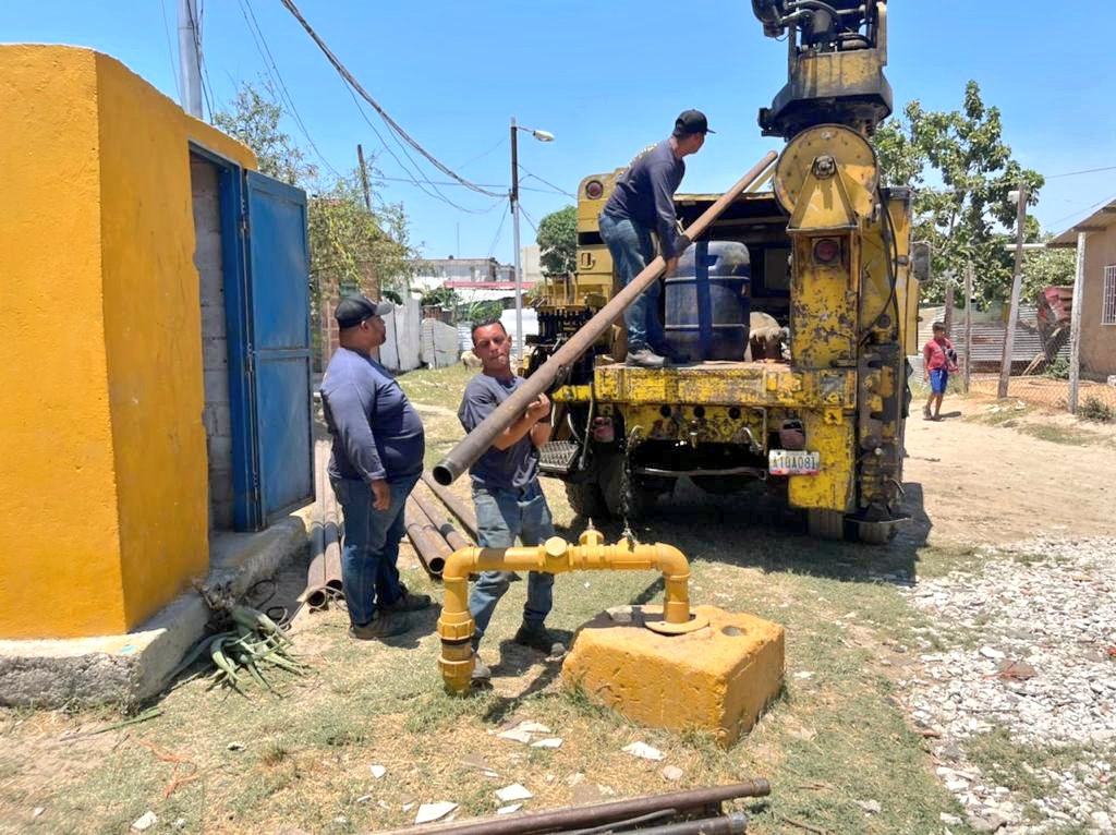 #23Mar Con obras concretas demostramos que estamos optimizando los servicios públicos en nuestro municipio; les comparto estas imágenes para que vean el avance de los trabajos del pozo de Virgen Del Valle del sector La Casona que muy pronto vamos a reactivar #RenacerEnSocialismo