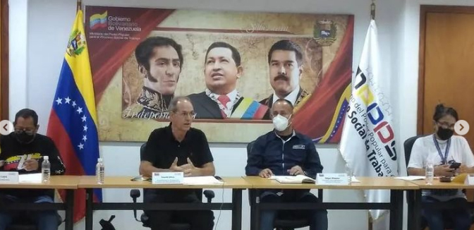 mppeduniv's tweet photo. #EsNoticia📌 Conformada comisión articuladora para profesionalización de la clase obrera desde las universidades.

Más detalles: https://t.co/t5Jy4QOewB

@NicolasMaduro @TibisayLucena8 @MinTrabajoVE @EdgarBlanco_VE @arbolve https://t.co/47gpKsHHro