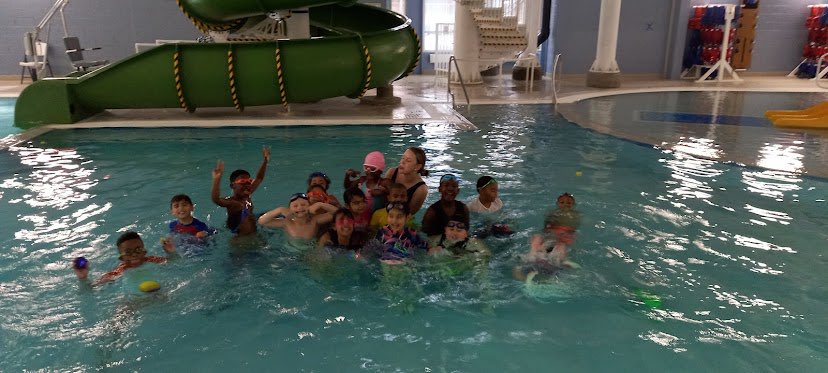 MeredithHudson1's tweet photo. Thank you so much @PWCSAquatics for hosting the water safety school. Ms. Hudson’s 2nd grade class had a blast! We will never forget this experience🐳💙 @DumfriesES @PWCSNews https://t.co/D1yb3bTQWh