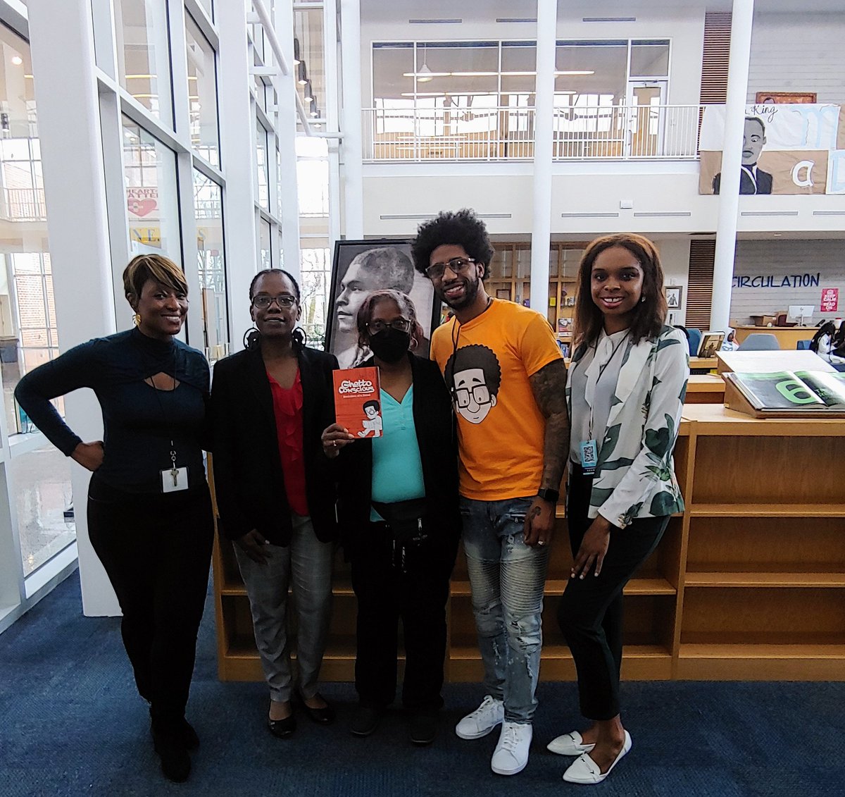 MsSongbyrd2's tweet photo. I am so grateful for my AMAYSING Team,💙 Thank you Ms. Porter, Ms. Sales, Ms. Jones, Dr.White,@BeMaysAS_JG @DrVaughan3 , @MckenzieMaysHS and @DrWilkinsBEMHS for ensuring the success of our Hello Literacy Program💙 #ACultureofWe #POH #Watchusmove https://t.co/CXQNgS0co5