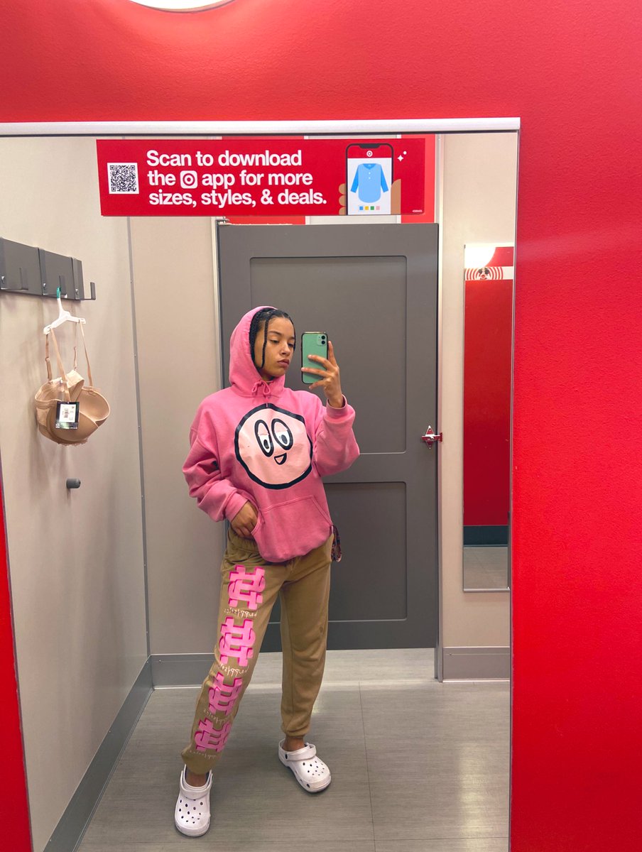 lxrynnn's tweet photo. it’s been a minute 💗 https://t.co/pMkVvjy2qv