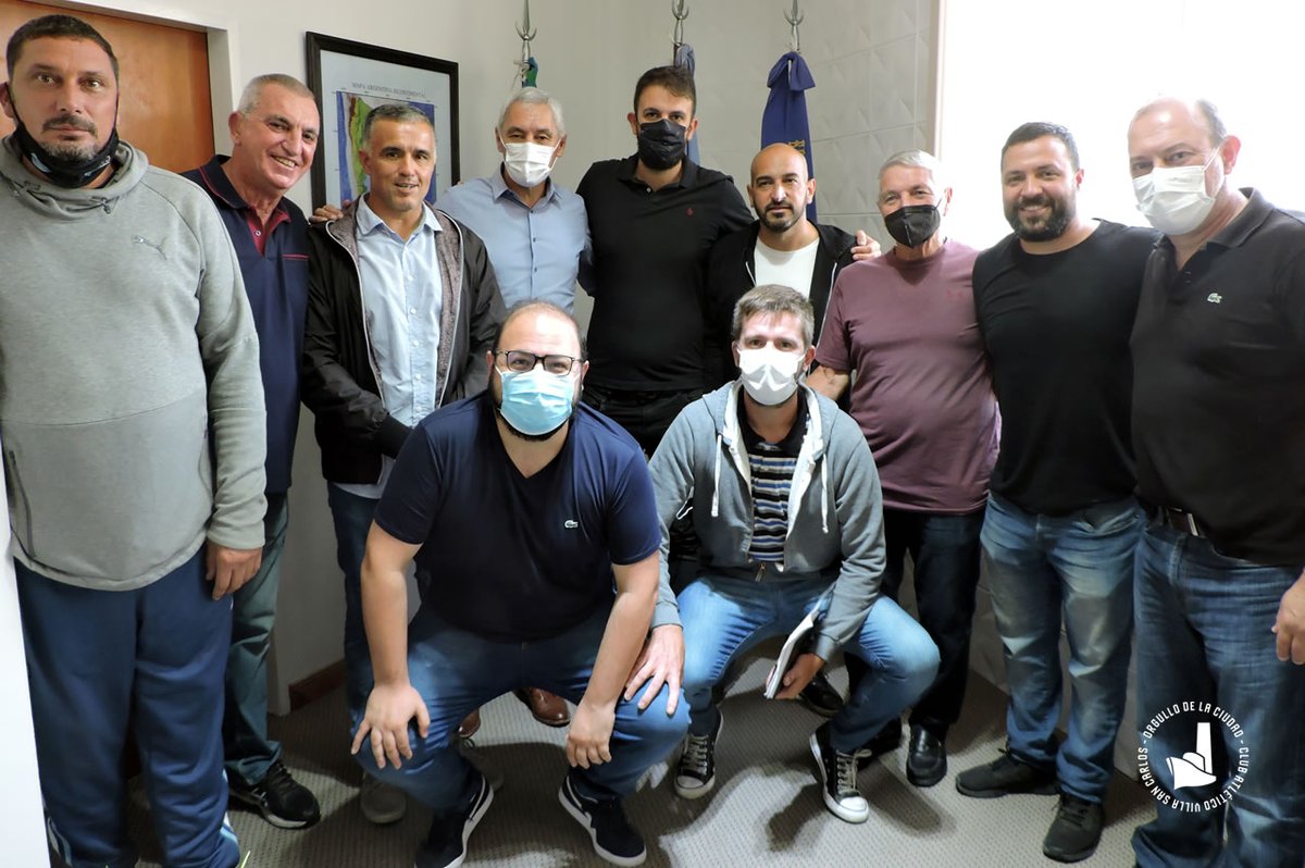 CAVSCoficial's tweet photo. #Institucional: Esta mañana el Club consiguió la cesión de unas tierras para la construcción del tan anhelado predio en nuestra Ciudad.

➡️https://t.co/FZ1MEG47oL https://t.co/QMWCOtrj57