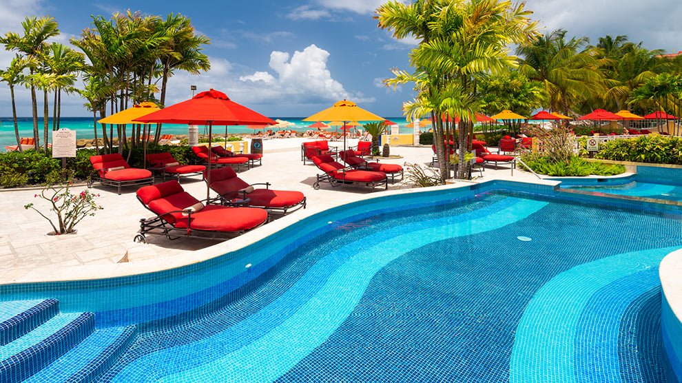 🌴7 nights at the O2 Beach Club Resort & Spa from £3,125 per person based on sharing a Luxury Ocean View Junior Suite on All-Inclusive 🌟Offer: Save 45% 🗓Stay: Now – 5 Jan 23 ✈From price is based on departing 13 Jun 2 - bit.ly/3NgkscF