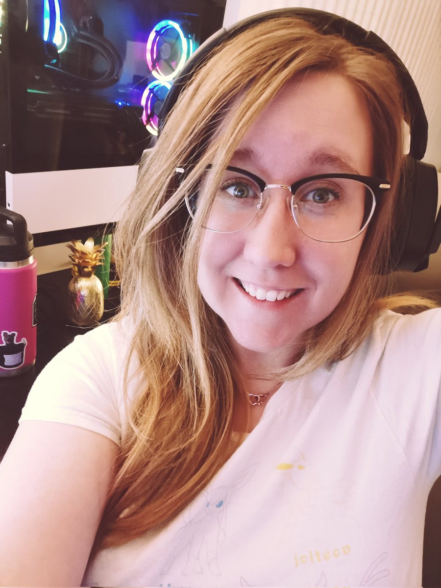 SweetieSpoon_'s tweet photo. Trying out a new game for today's #sisterstream @CoreKeeperGame with @tonicboom_! It will be interesting to say the least 😘
https://t.co/5shqAF3eqo https://t.co/ELSsSrQc2E