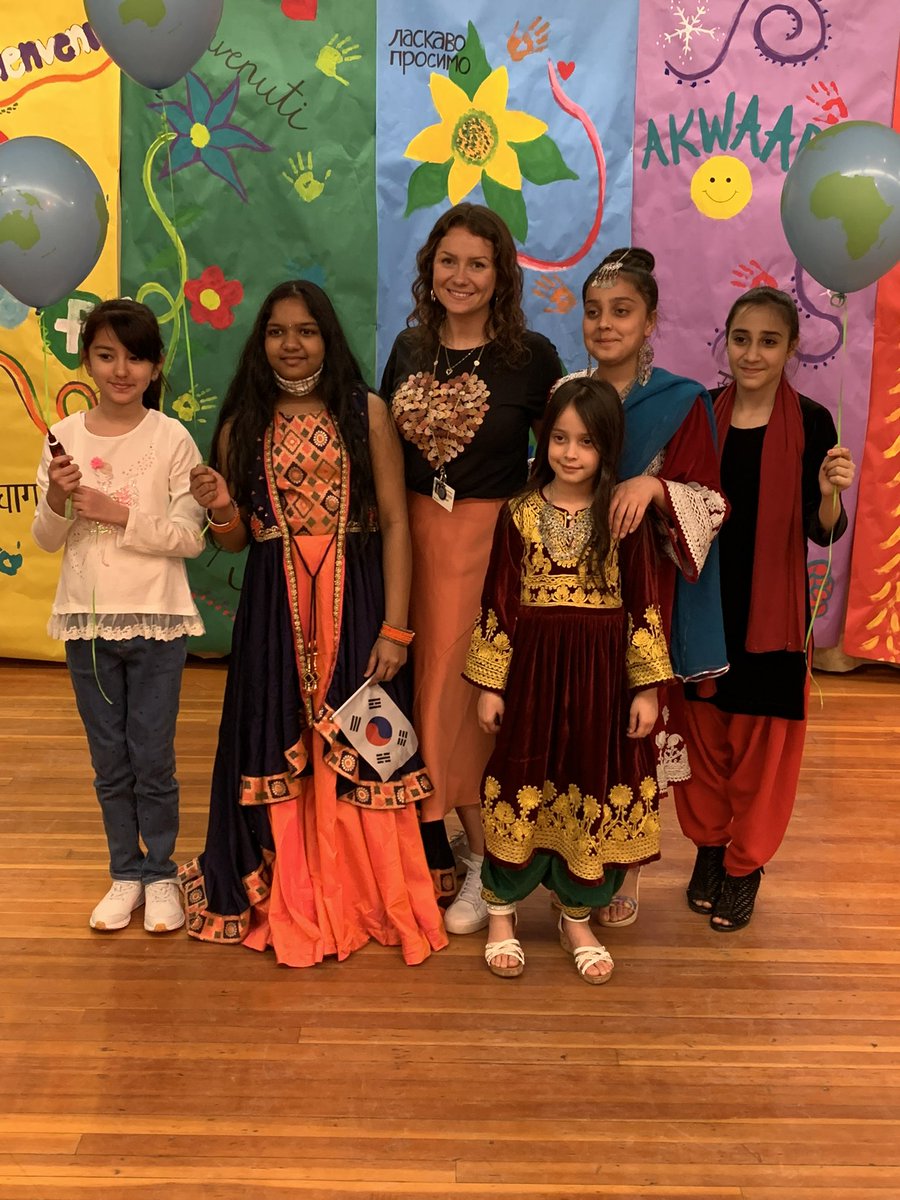ENLwMsFall's tweet photo. What a great night celebrating diversity! I had a wonderful time watching the talented performers, trying new delicious food (loved the mantu), and spending time with my students’ families. Thank you to NPE staff, families, &amp; @ENLwarriors for making it so special! 🇮🇳🇦🇫🇧🇦🇩🇪🇮🇪🇾🇪🇮🇹 https://t.co/GCncZXwZ1Z