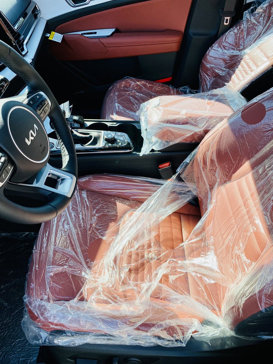 Obeyalan_5's tweet photo. Kia been doing it here recently 🥵🥵🥵 23'kia Sportage SX https://t.co/pLIj6NCDqB