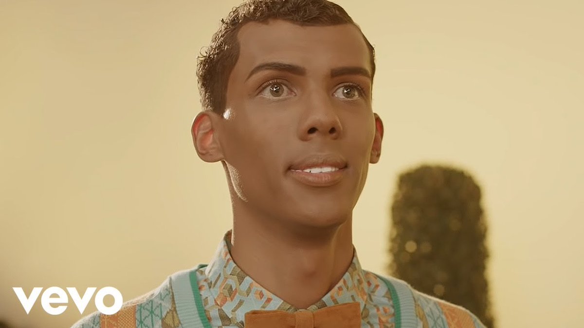 Stromae отец. Stromae papaoutai обложка. стромае папа уте. песня papaoutai. песня papaoutai.