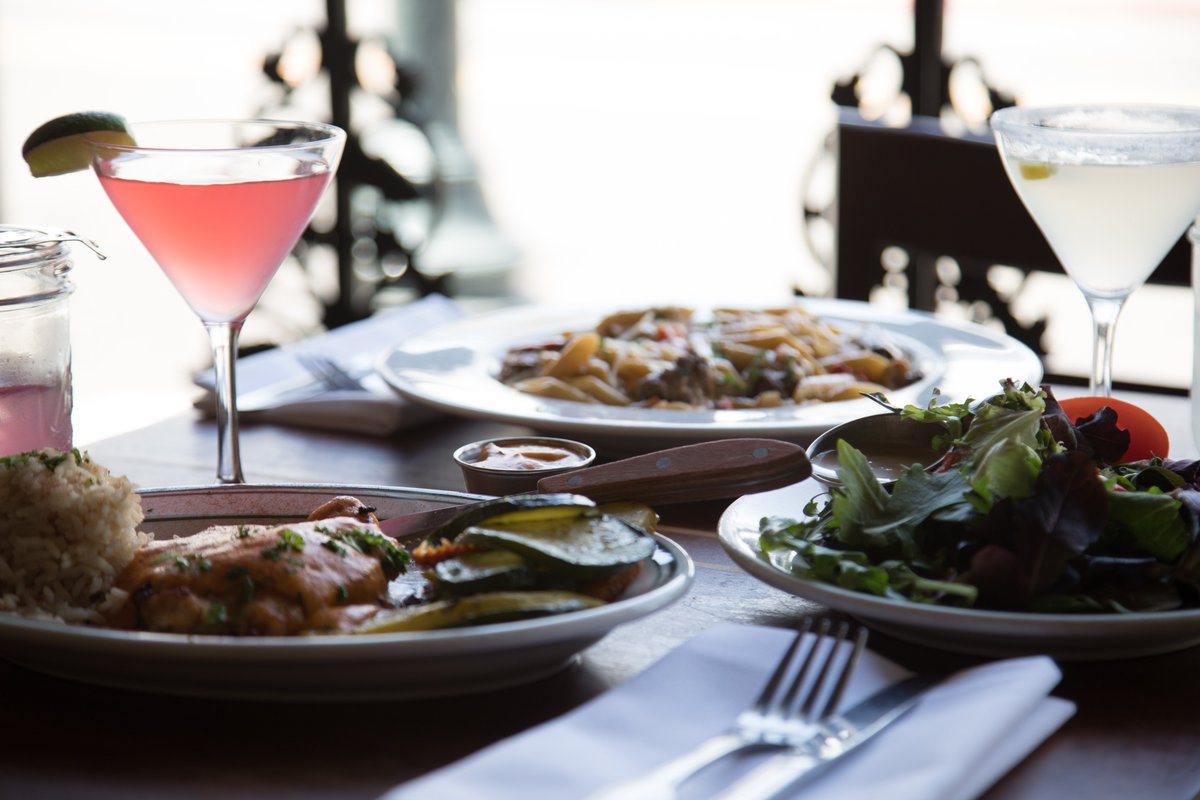 PalaceGrillCA's tweet photo. What better way to do it than by having a romantic date at a special place? ๐
Palace Grill is the perfect place for it, bring your date and enjoy! ๐
#PalaceGrill #FamilyRestaurant #RestaurantDate #AuthenticCuisine https://t.co/AxBmFwaJZ4