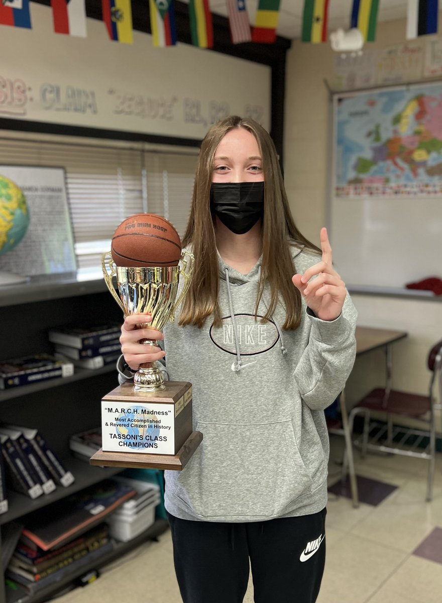 7th Hour Champ! Repping for “Jane Addams”!!! 🏆 

A message from this students mom had me hyped! -“She is SO proud!!! She's been talking about her thesis statements for last 2 weeks!!! You totally engaged her!!!!”