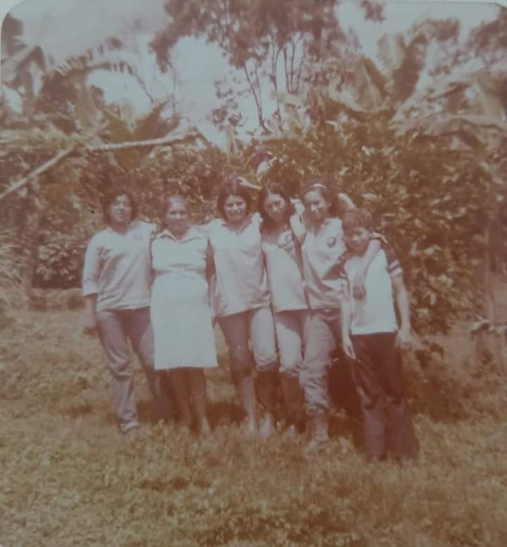 BisABric's tweet photo. Y enséñenles a leer!
Misión cumplida Cmdte Carlos Fonseca.

Puño en alto, libro abierto!

Viva la gran Cruzada Nacional de Alfabetización en su 42 aniversario. 

#LucesyVictorias https://t.co/l0zjsaIC8E