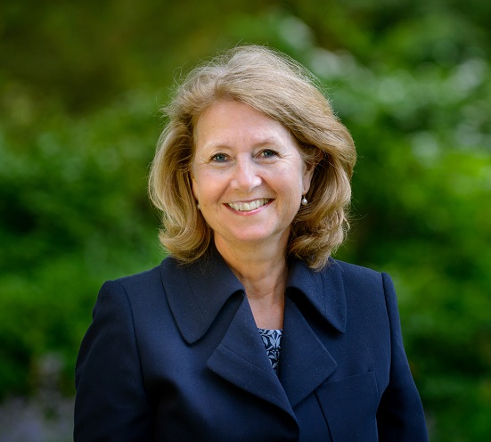 Pauline Bouvy-Koene gaat in Dordrecht aan de slag als #informateur. Zij gaat in gesprek met alle fracties uit de raad om te horen welke mogelijkheden zij zien voor een politiek akkoord en een nieuw college.

Volg de ontwikkelingen rond de (in)formatie op: dordrecht.nl/formatie.