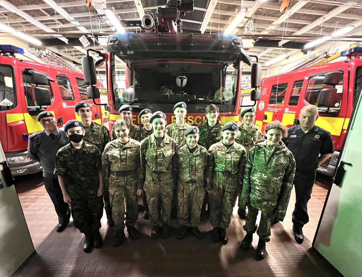 1439sqn's tweet photo. Just to say a big thank you to Brendan from Lancashire Fire and Rescue Service for a fantastic evening at @skemfire last night from all the staff and Cadets at 1439 Skelmersdale Squadron 🚒 🚒 🚒 https://t.co/6heO7kQfad