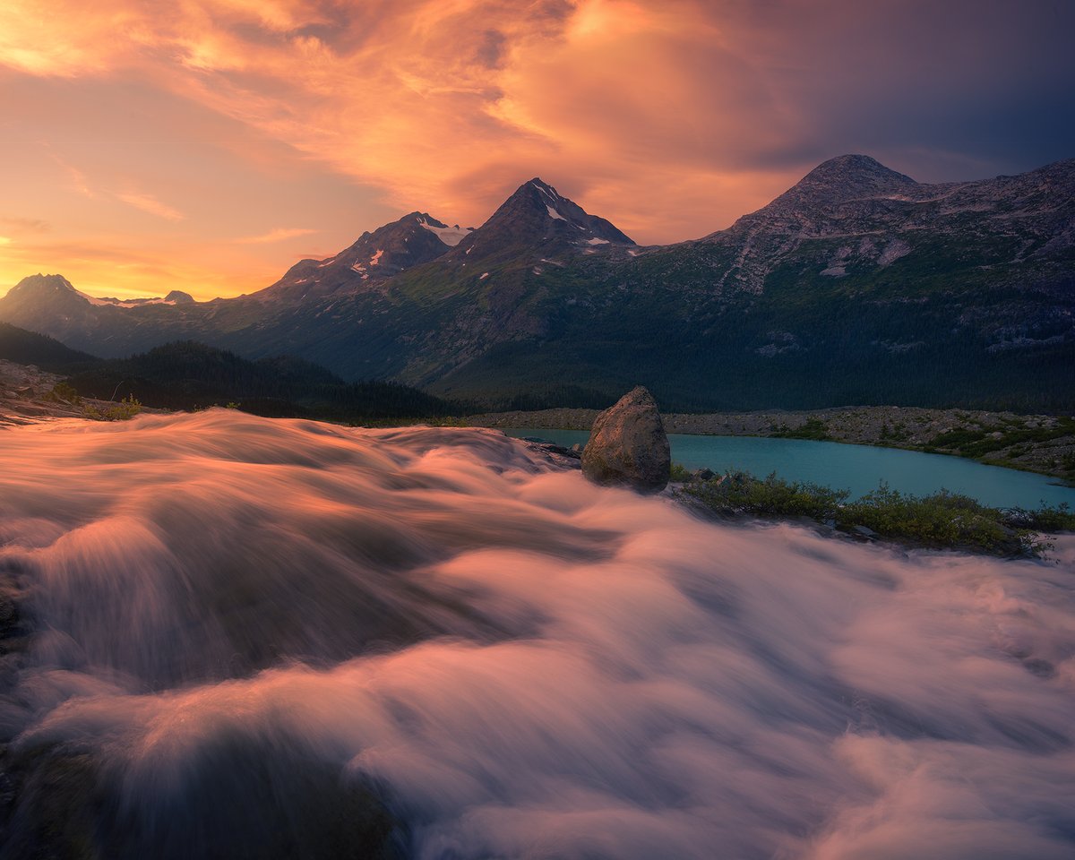 ArpanDasPhoto's tweet photo. We are officially in Spring. However, for me, Spring is late as it is in the mountains. Can’t wait for the blooming season in the mountains. This one is a sunset I captured last summer in British Columbia’s backcountry. 

#BritishColumbia #Canada #sunset https://t.co/DHbPtr1p6j
