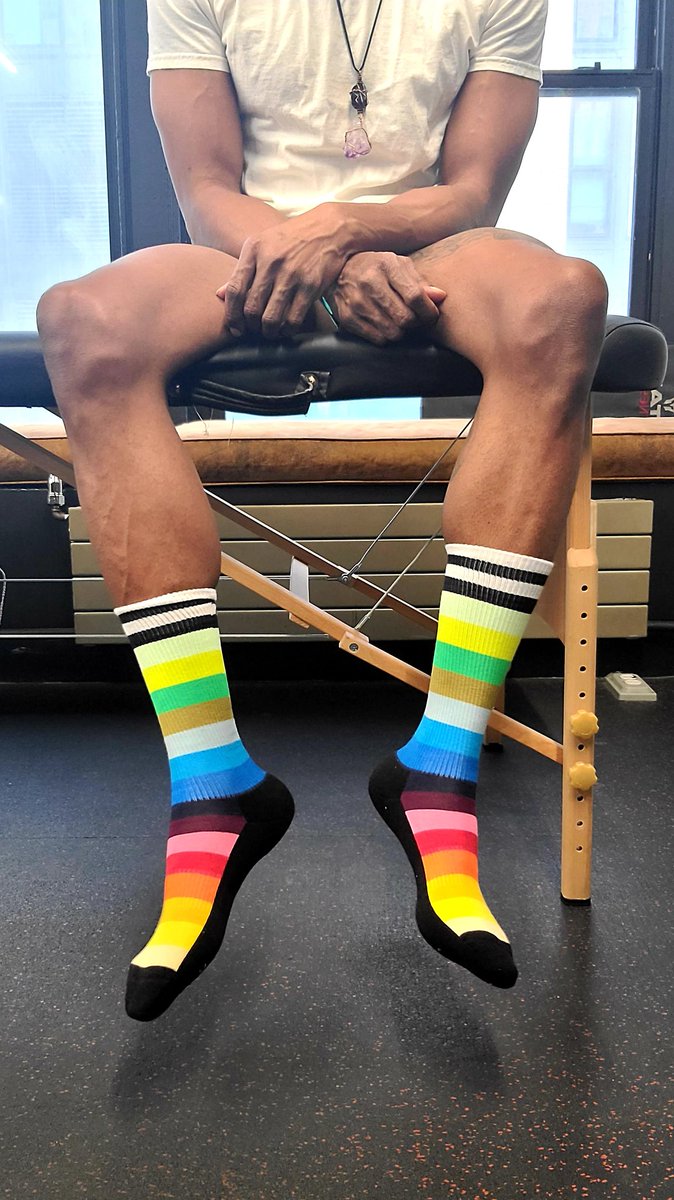 ZAGREUSbonez's tweet photo. WEDNESDAY SOCK CAM ACTION: Trini made it back in town last night (Sumthin bout that Trini-Love mmmm) & I was reminded 2b in the moment when making love. Being one-dimensional is boring AF. Be free & show 'ya colors. #blackmen #SOCKSFANS #findomAlpha #findom #findombrat #footjobs https://t.co/5mxWDi9884