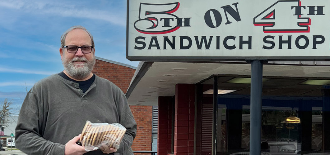 Providence is grateful for thoughtful patients like Gordon, and incredible local businesses like @obeecreditunion and @5thon4thSandwichShop. And thank you to Gordon's medical team here at Providence for taking good care of him. #ProvidenceCares #Community

obee.com/cookies