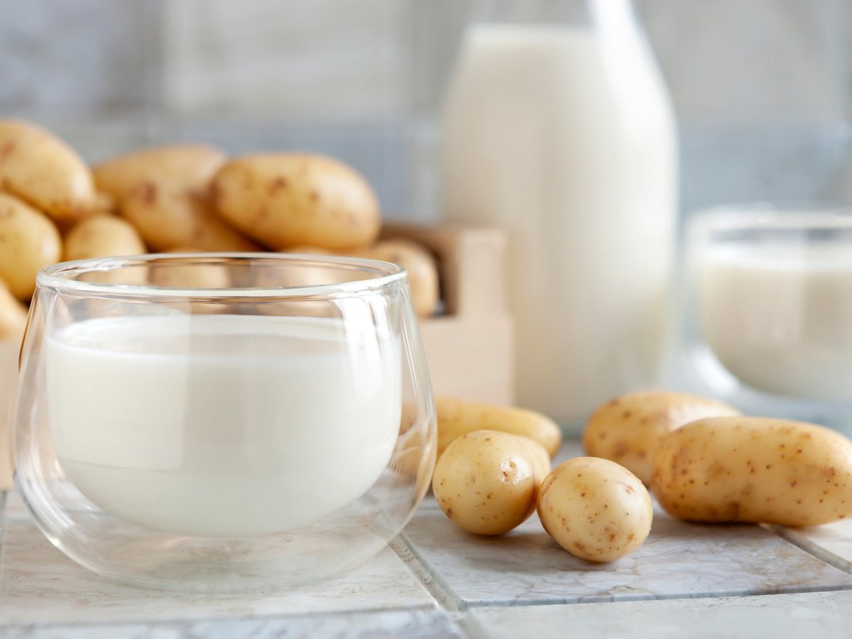 Woman_ru's tweet image. Наше все: аппетитные и недорогие блюда из картофеля

Картофель прекрасно подходит даже для диетического питания. Особенно, если блюда из картофеля приготовлены в отварном или запеченном виде. #готовимдома #картофель
amp.gs/jph0V