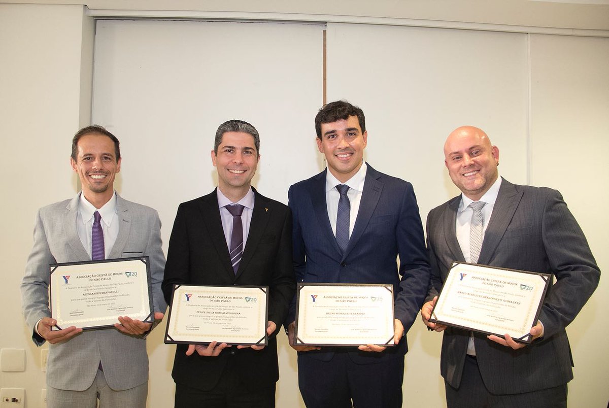 acmsaopaulo's tweet photo. A #ACMSP dá as boas-vindas aos mais novos secretários executivos, lideranças forjadas na Instituição, e, hoje, membros do secretariado acemista. Da esq. p/ dir.: Alessandro Mendaçolli, Felipe Rocha, Bruno Fernandes e Marco Aurélio Guimarães. Empossados hoje, na Assembleia-Geral. https://t.co/jarfH4dH73