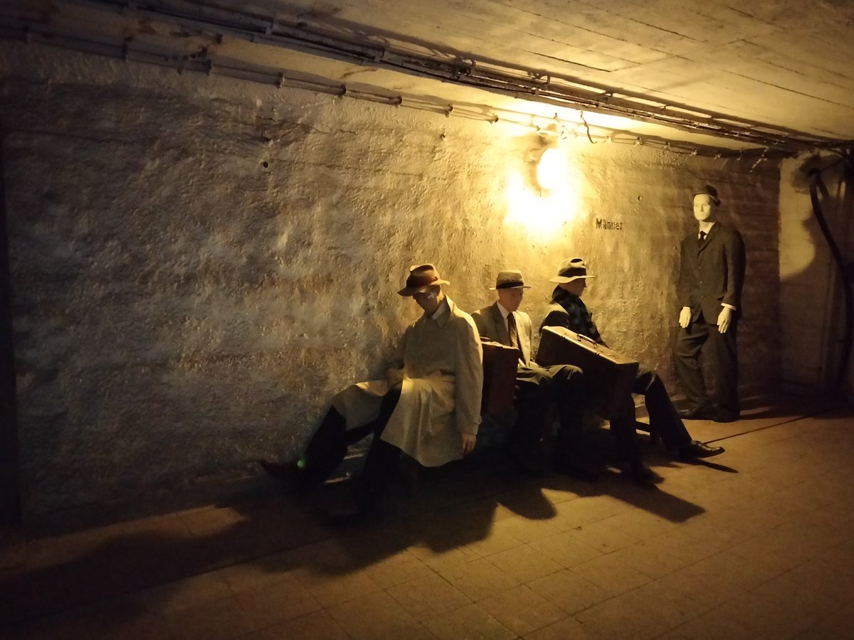 englishbydavid's tweet photo. Day 3️⃣ - Students have worked in teams to build their own green vehicles and visited Szczezin Underground, the biggest civil shelter in Poland from WWII #ScienceAcrossEurope @Erasmus_Project @proyectocartama @mmarmalea https://t.co/Hq8poccb0K