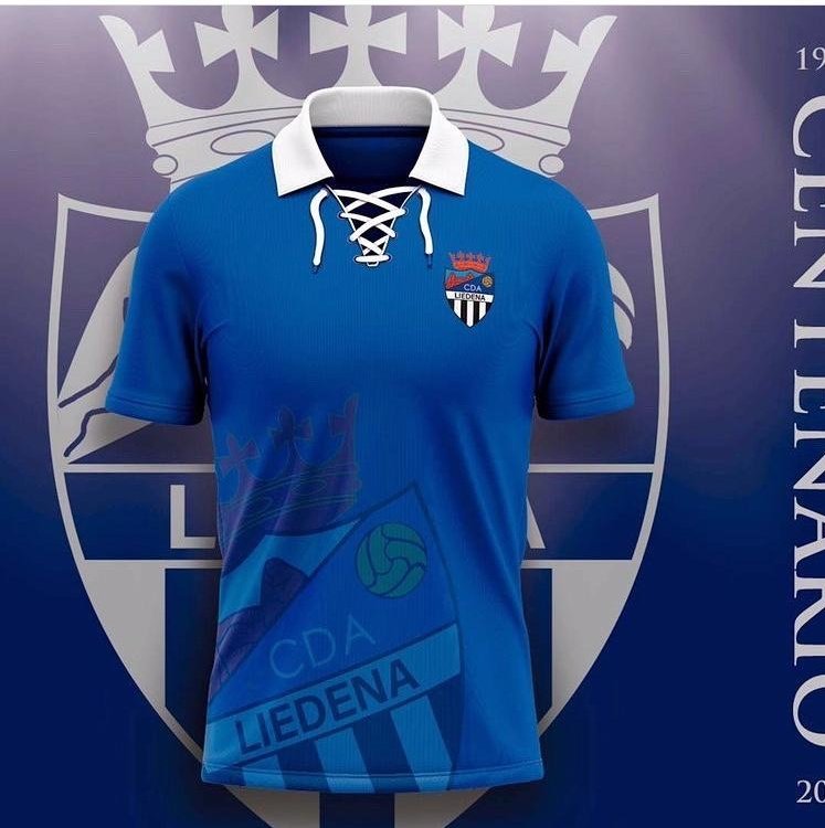 Si aún no tienes la camiseta del centenario aquí tienes la opción de hacerte con una por solo 30€. Hasta el 31 de marzo puedes hacer tú encargo enviando un mail a la dirección cdaurrera@outlook.es indicando la talla. Además, tenéis la opción de personalizarla con nombre y número