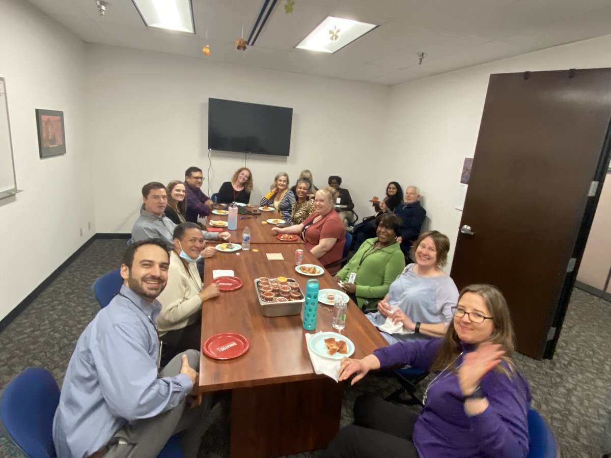rjohnsonyates's tweet photo. Puppies and Pizza at DMHA today!!! https://t.co/pzKQHXRhrH