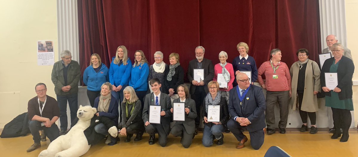 AcademyCromer's tweet photo. Congratulations to Year 11 Tyler Wragg &amp; Year 8 Andrew Clark for being presented with their @North_lodge Youth Honours Award at Cromer Town Council Annual Meeting. They were nominated for their ongoing work in school supporting mental health &amp; environmental projects. Well done!👏 https://t.co/V36Ol3Pv9r