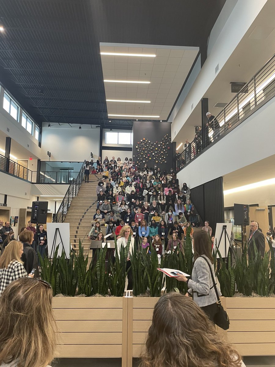 Erin Naylor tweet media