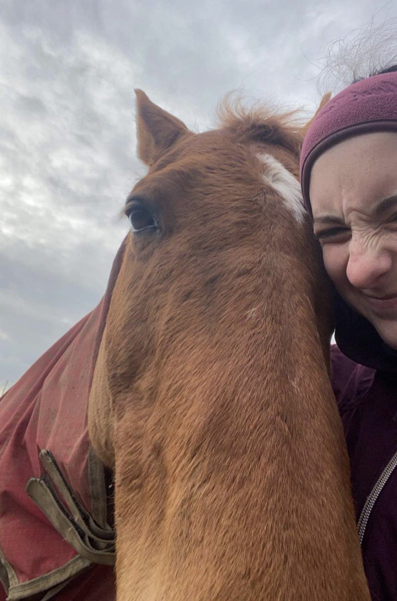 Had a lovely 18th Birthday with Faye, now going out for my first pint, who’s joining me 🐎🍺🎂🎉