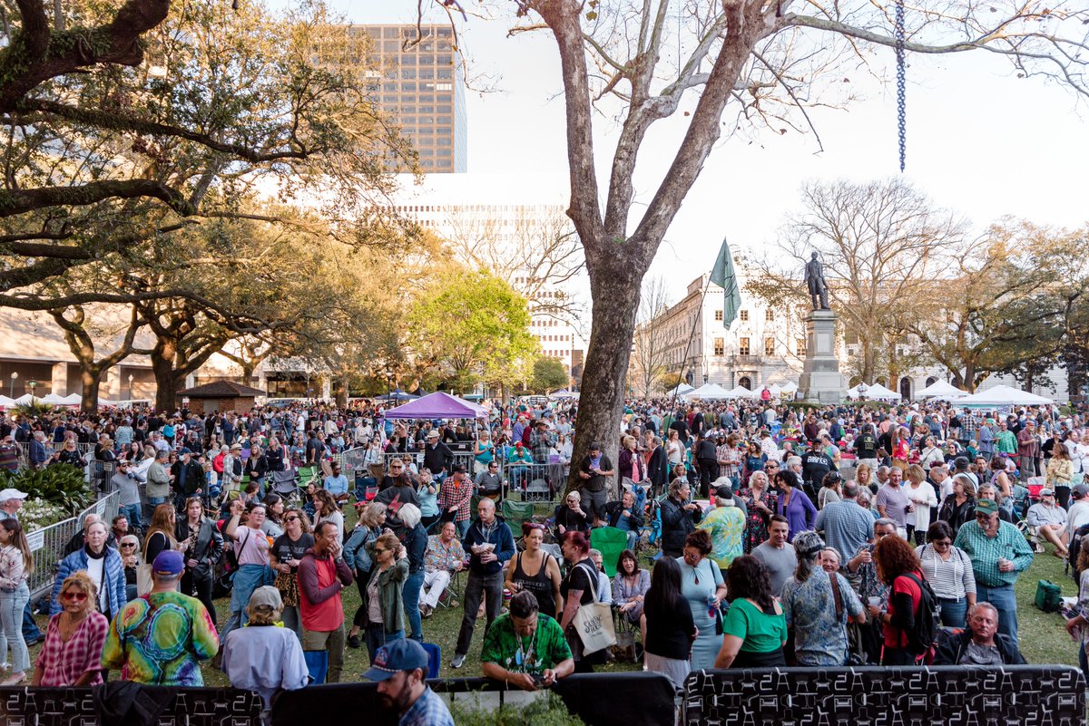 YLCWATS's tweet photo. It's almost time🕑 We're looking forward to welcoming our VIPs from @helloNOEW! @MarcBroussard + Little Freddie King take the stage at 5PM #SeeYouAtTheSquare https://t.co/0VKXPRS32e