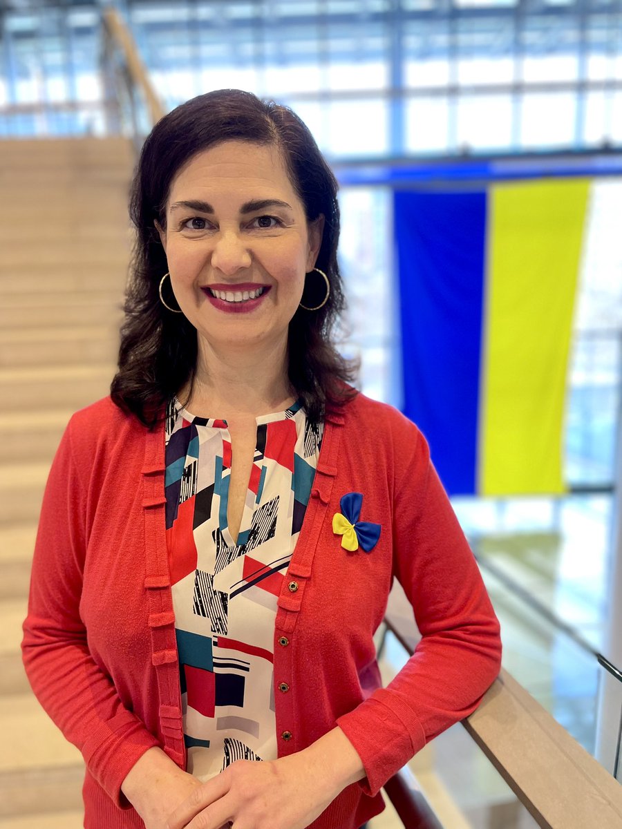 Thank you <a href="/ArtisanRefugee/">Refugee Artisan Initiative</a> for this beautiful #StandWithUkraine butterfly pin, which symbolizes hope and courage. RAI partners with refugee &amp; immigrant women to foster a prosperous transition to the US, and is working to support relief efforts in Ukraine.

welcoming.seattle.gov/ukraine/