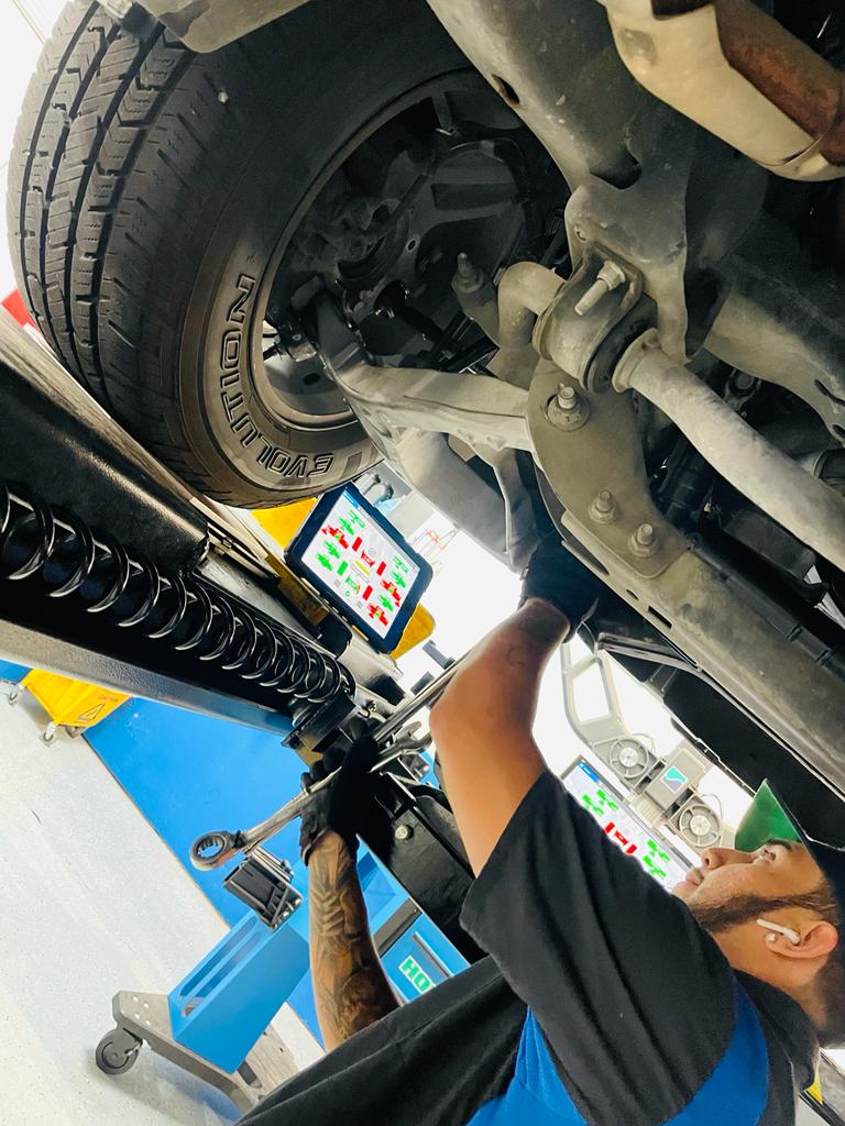 RomitaAuto's tweet image. Here you can see one of our technicians performing an alignment service on a Ford Expedition that was pulling to the right. Our technicians can walk under the vehicle with their tablet and make adjustments directly it! 🙌
#automotiveindustry #vehiclealignment #wheelalignment