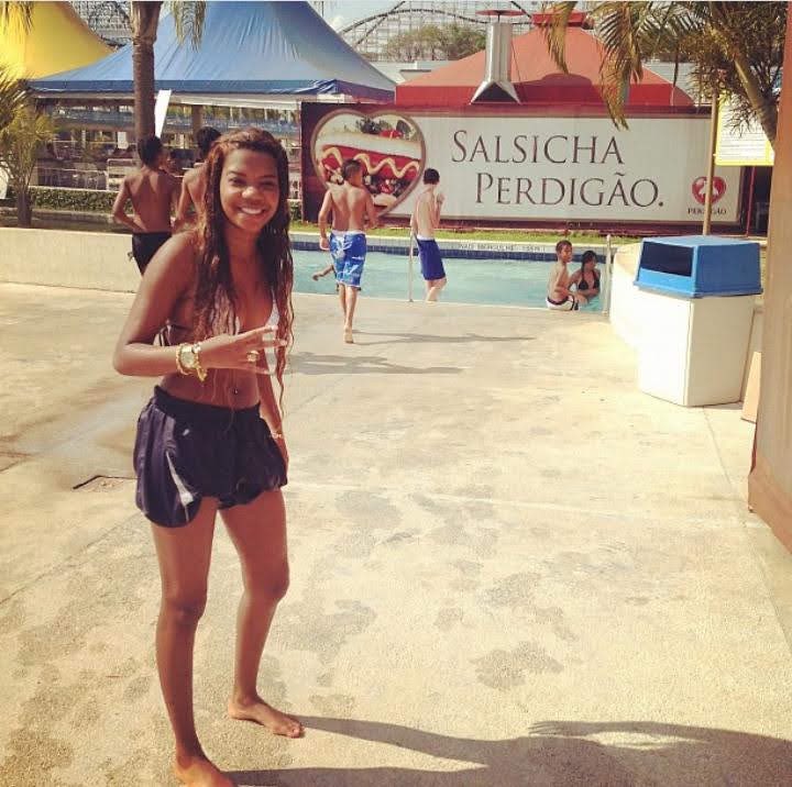 SessionBrumilla's tweet photo. ELA ESTA DE VOLTA #mcbeyonce #ludmilla #BACKTOBE https://t.co/cKyZ38S0fa